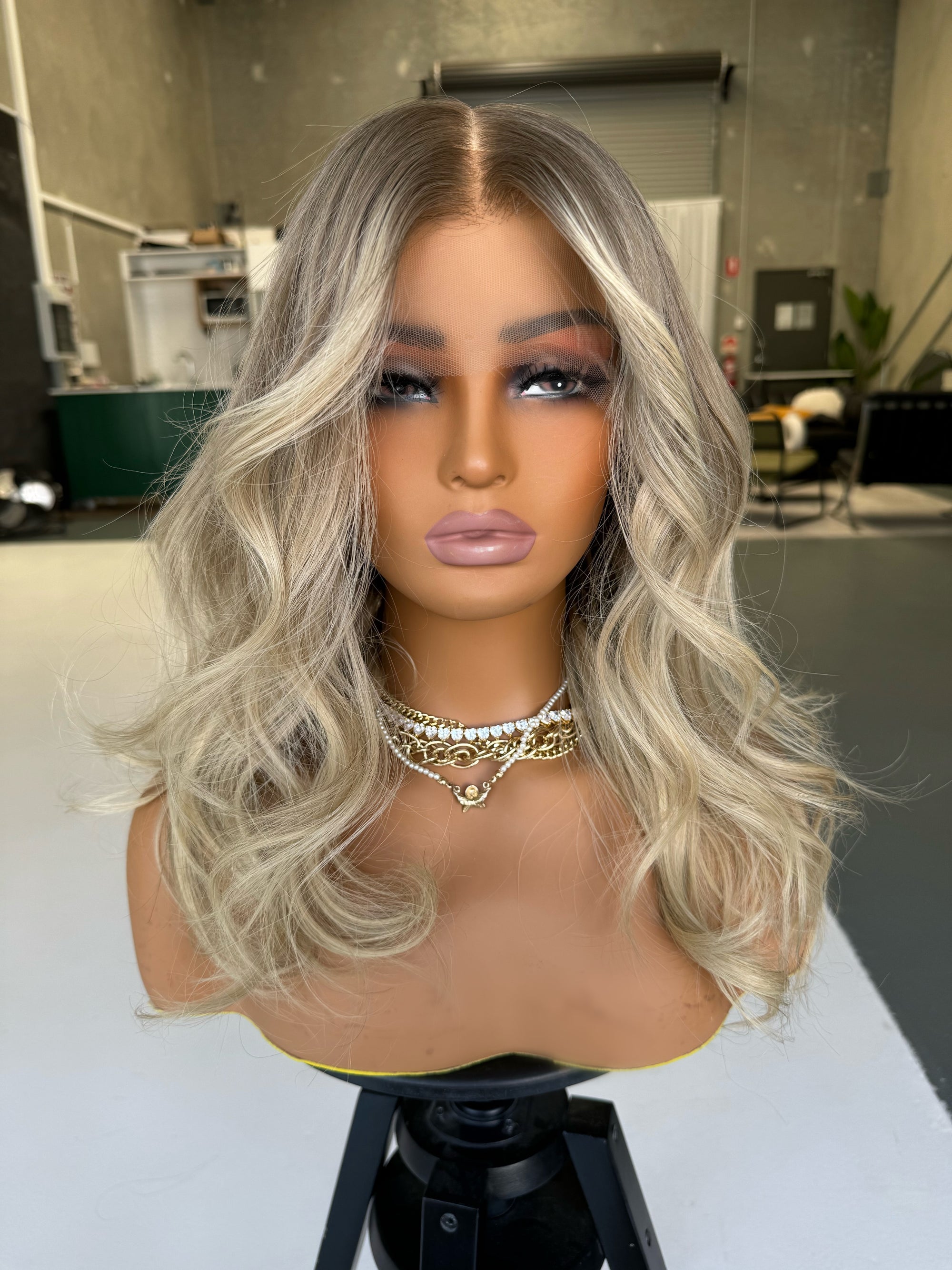AMIRA