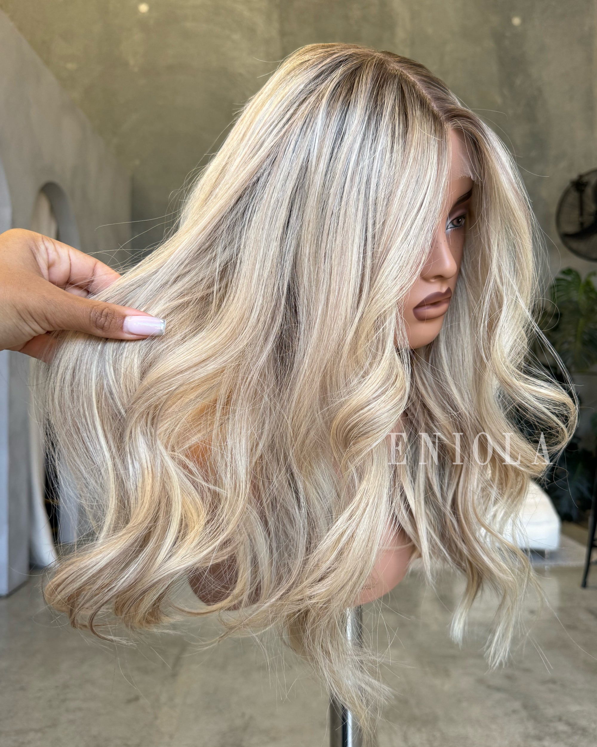 SHARON- SILK LINER